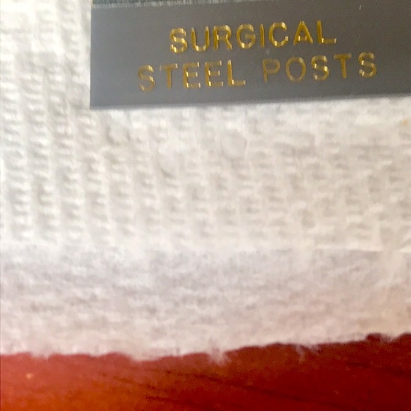 Crown Jewels surgical steel posts earrings vintage NWT - Picture 4 of 7